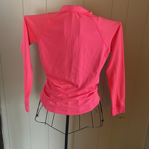 Under Armor sportswear size medium - Picture 2 of 4